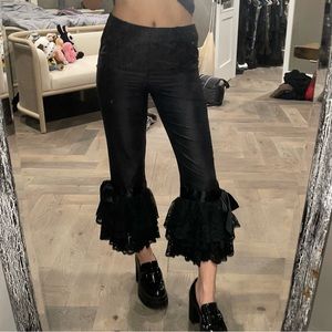 Dolce & Gabbana black capri pants